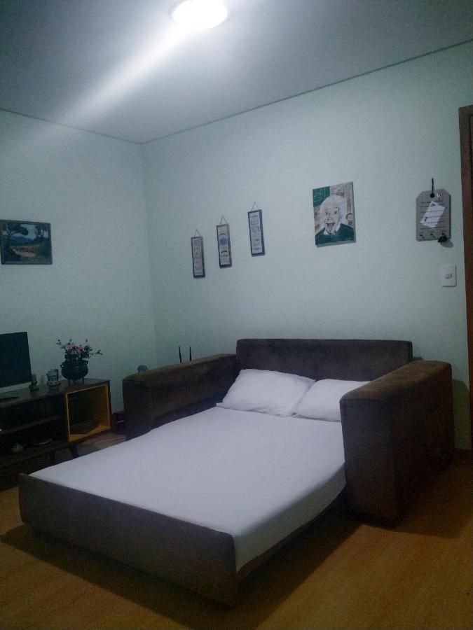 Apartamento quarto e sala em frente UFV WI-FI Apê Completo, número de hóspedes deve ser selecionado Viçosa Exterior foto